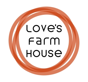 Love's Farm House logo